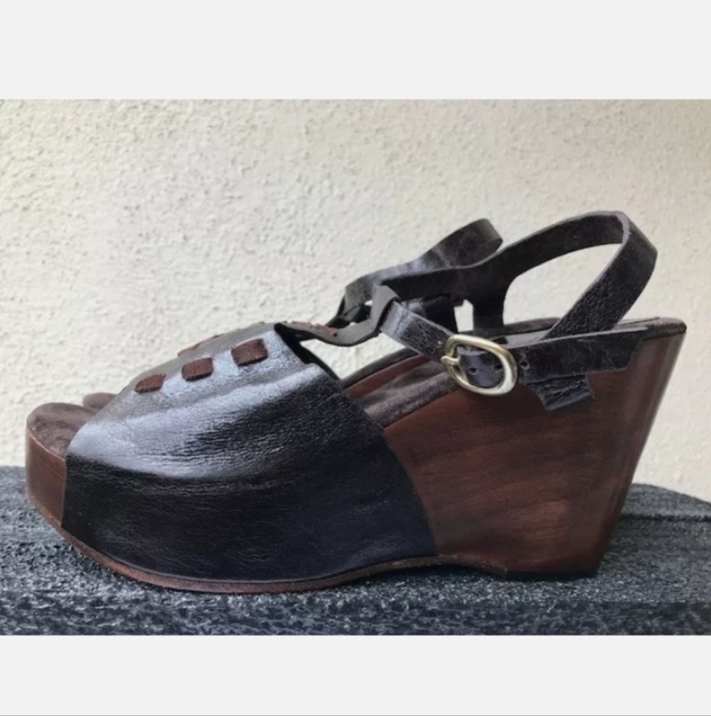 Calleen Cordero Boho Brown Woven Leather T Strap Hand Carved Wooden Wedge Clog 9